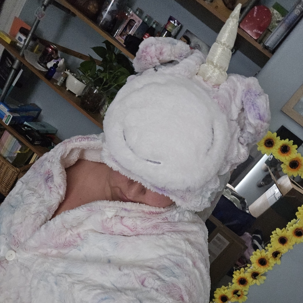 Plush Unicorn Hooded Blanket